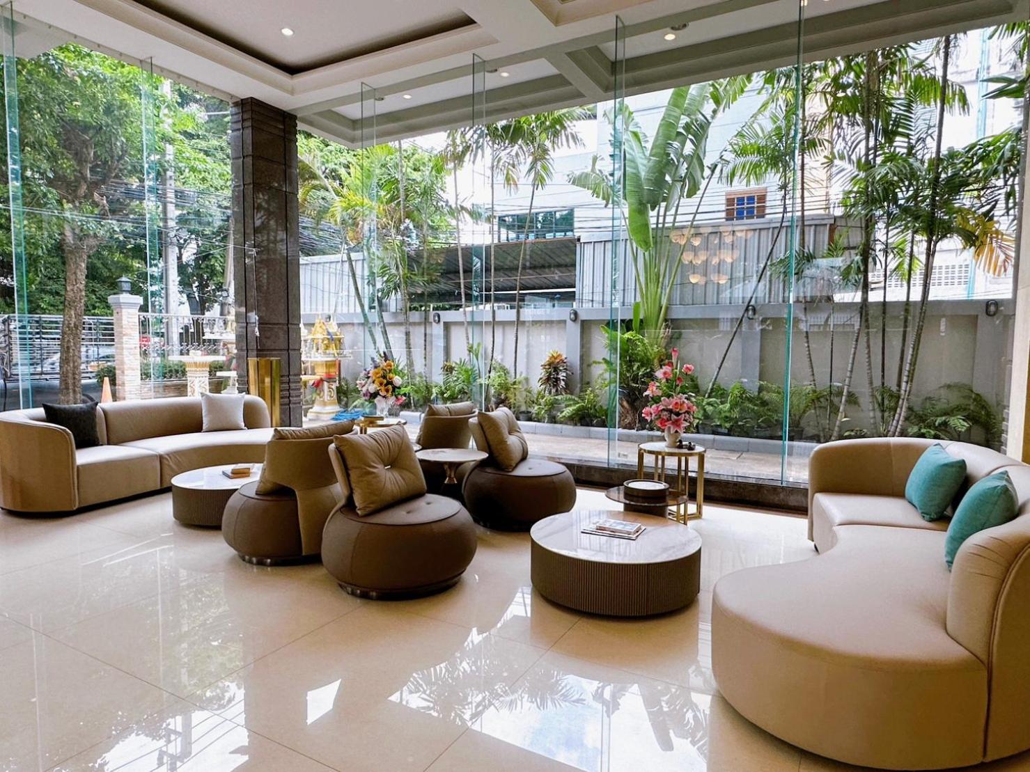 미로프트 사톤 호텔  방콕 외부 사진 Lobby